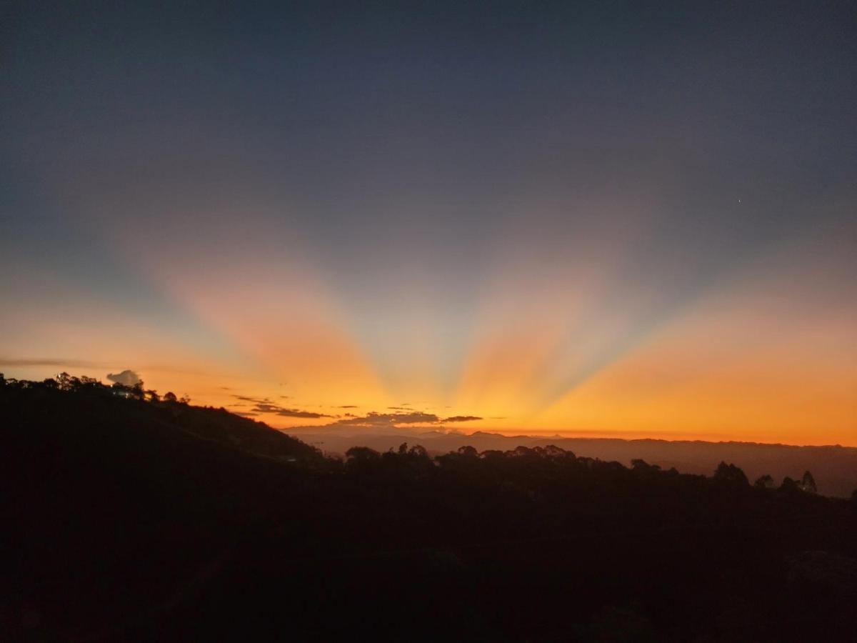 Chalé Colina Venda Nova do Imigrante Esterno foto